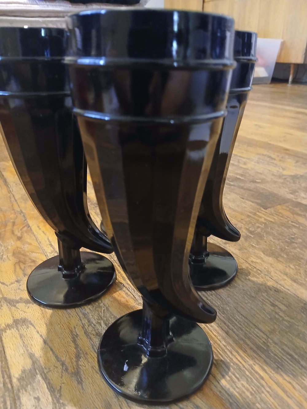 Indiana Glass Black Vintage Viking Born Glasses- Set of 4